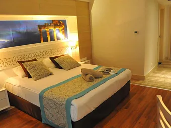 Отель CRYSTAL SUNSET LUXURY RESORT & SPA 5*