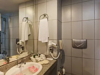 Отель LA MER HOTEL 5*