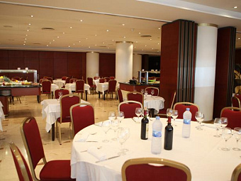 Отель TULIP INN ANDORRA DELFOS HOTEL 4*