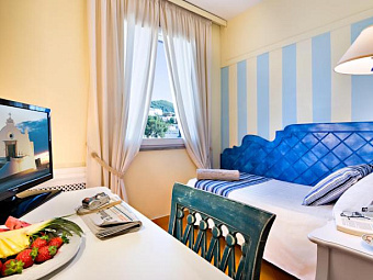 Отель HOTEL TERME MAREBLU 5*
