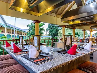 JEWEL RUNAWAY BAY BEACH & GOLF RESORT 4*