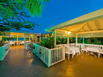 AMARA LUXURY RESORT & VILLAS 5*