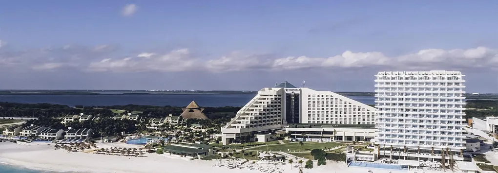 Отель CORAL LEVEL AT IBEROSTAR SELECTION CANCUN 5*. Мексика, Канкун.