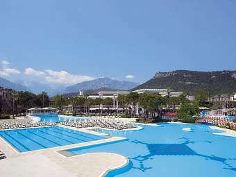 DOBEDAN WORLD PALACE 5*