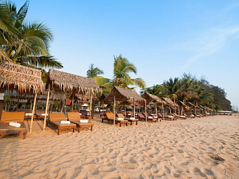 Отель PINNACLE GRAND JOMTIEN PATTAYA 4*