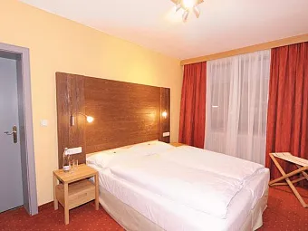 Отель KOENIG HOTEL 3*