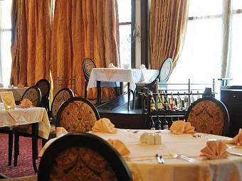  Отель DOUBLETREE BY HILTON 5*