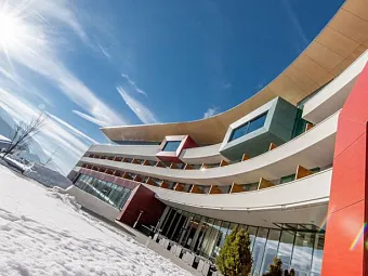 Отель TAUERN SPA ZELL AM SEE-KAPRUN HOTEL 4+*