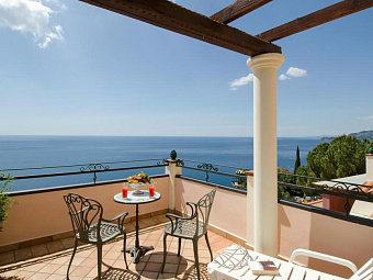  BAIA TAORMINA GRAND PALACE HOTEL & SPA 4*