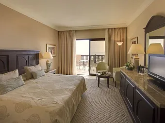 Superior room. Отель IBEROTEL MIRAMAR AL AQAH BEACH RESORT 5*