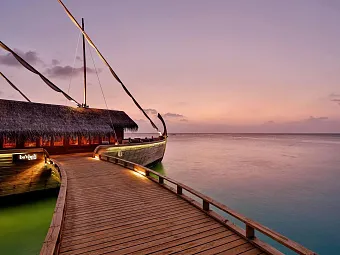  Ресторан отеля MILAIDHOO ISLAND MALDIVES 5*