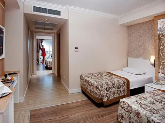 Отель CRYSTAL SUNSET LUXURY RESORT & SPA 5*