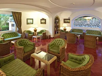 Отель IL MORESCO 5*