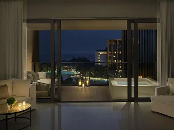 THE SANYA EDITION 5 *
