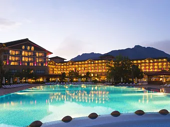 AMARA LUXURY RESORT & VILLAS 5*