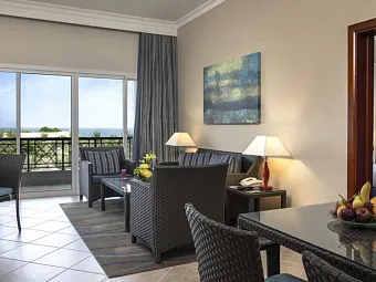 Отель FUJAIRAH ROTANA RESORT & SPA 5*