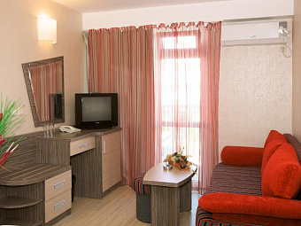 HOTEL KOTVA 4*