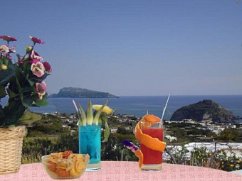 CASTIGLIONE VILLAGE HOTEL 4*