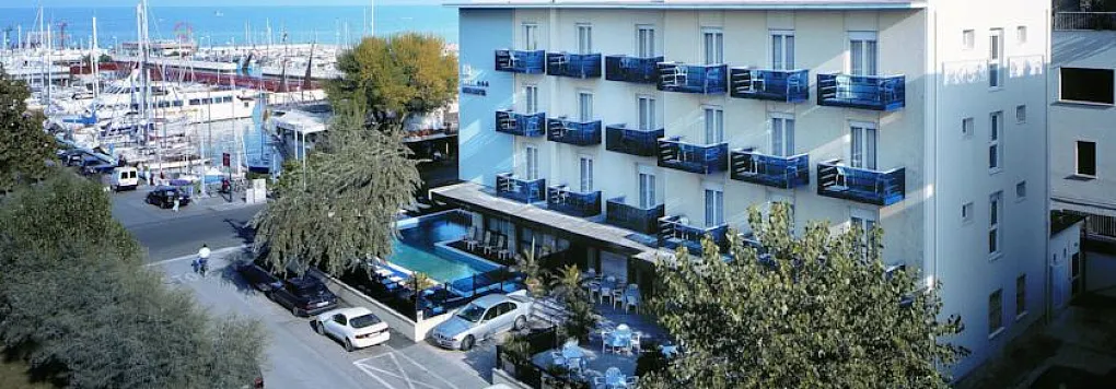 Отель GIULIETTA 3*, Италия, Адриатическая ривьера. 