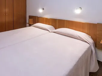 Отель COSMOS HOTEL & APARTHOTEL 3*