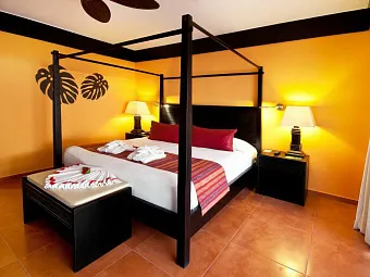 Отель CATALONIA GRAN DOMINICUS 4*