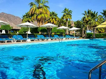 Отель SANDY BEACH FUJAIRAH 3*