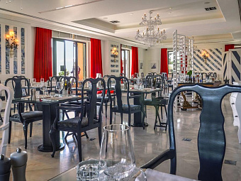 Отель GRANDE REAL VILLA ITALIA HOTEL & SPA 5*