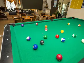 Отель SNEZHANKA 3*