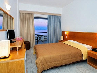 NIFOREIKA BEACH HOTEL & BUNGALOWS 3*