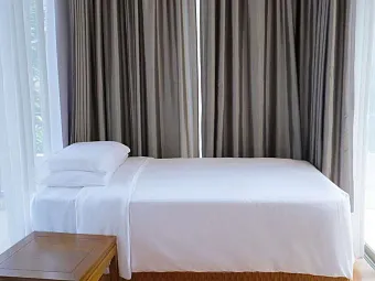 SWISSOTEL & GRANG MERCURE YALONG BAY 5*