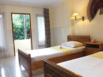 Отель PALM BEACH KUTA 3*