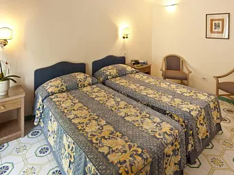 Отель CONTINENTAL MARE 4*