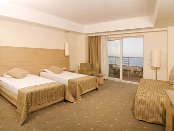  SEALIGHT RESORT HOTEL 5*