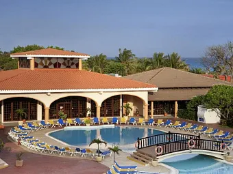 Отель STARFISH CUATRO PALMAS 3*