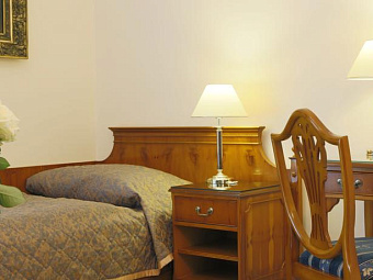   BRISTOL VILLA TEREZA 4*