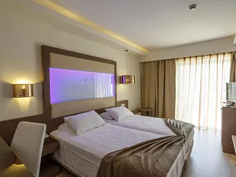 Отель PEGASOS BEACH & DELUXE RESORT 4*