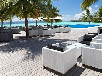  VILAMENDHOO ISLAND RESORT 4*