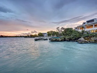 ROYALTON NEGRIL RESORT 5*