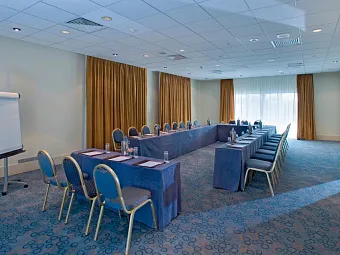 Отель MEDITERRANEAN BEACH 4*