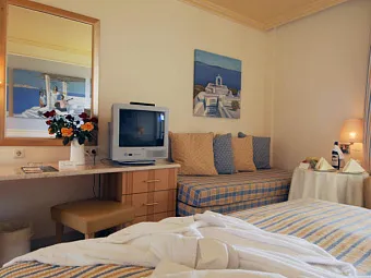 Отель KYLLINI BEACH RESORT 4+*