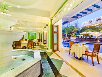 Отель ANDAMAN SEA VIEW HOTEL 4*