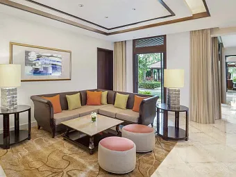 ST.REGIS SANYA YALONG BAY 5*