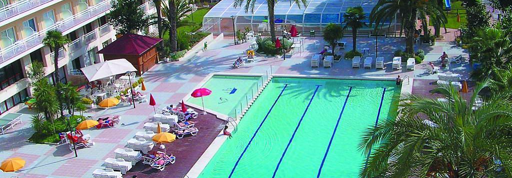 Отель HOTEL GHT OASIS PARK & SPA 4*. Испания, Коста-Брава, Ллорет-де-Мар.