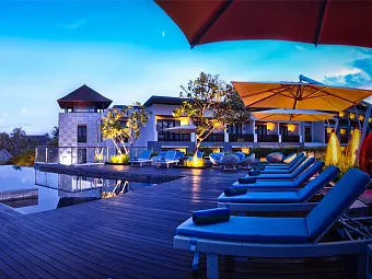 Отель PULLMAN BALI LEGIAN NIRWANA 5*