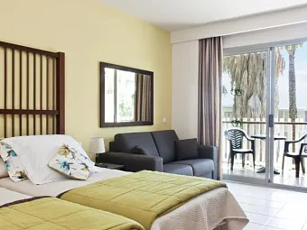 Отель PORTAVENTURA HOTEL CARIBE 4*