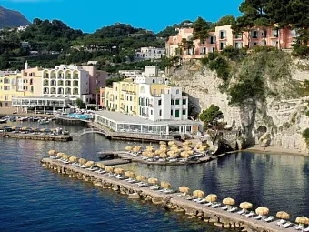  Отель L'ALBERGO DELLA REGINA ISABELLA 5* Deluxe