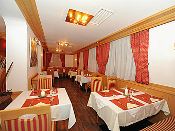 KOENIG HOTEL 3* 