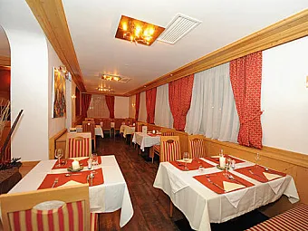 Отель KOENIG HOTEL 3*