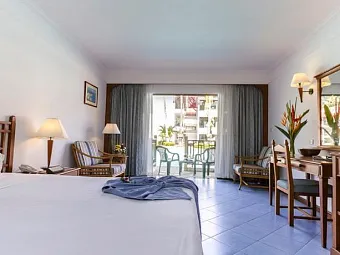  Отель AMORA BEACH RESORT PHUKET 4*, Таиланд, Пхукет. 