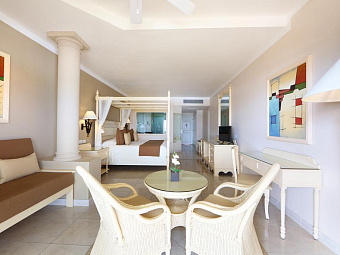 LUXURY BAHIA PRINCIPE AKUMAL 5*